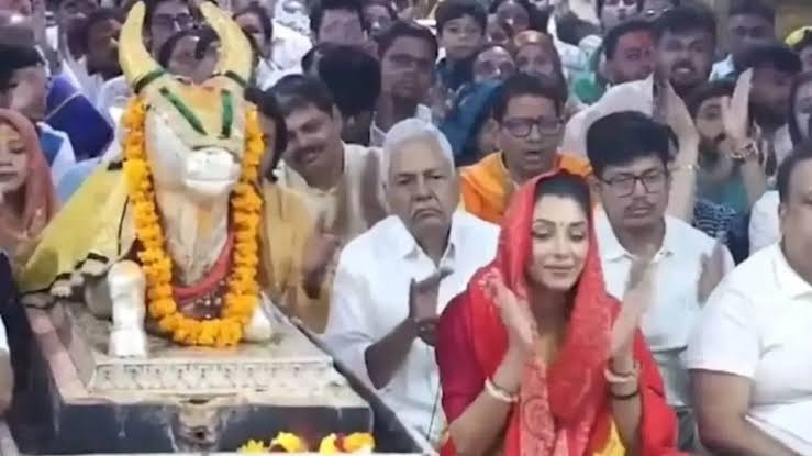 महाकाल की शरण में पहुंचीं रूपाली गांगुली, भस्म आरती में हुईं शामिल
