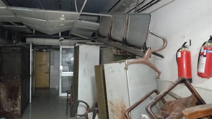 लखनऊ अग्निकांड के बाद सामने आई चौंकाने वाली तस्वीरें, जवाहर और इंदिरा भवन में सुरक्षा भगवान भरोसे